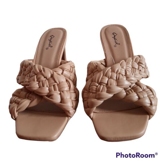 Qupid Thick Braided Woven Low Block Heels - Picture 3 of 4